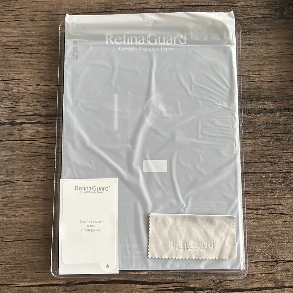 RetinaGuard Eyesight and Screen Protector for iPad Pro 12.9in
